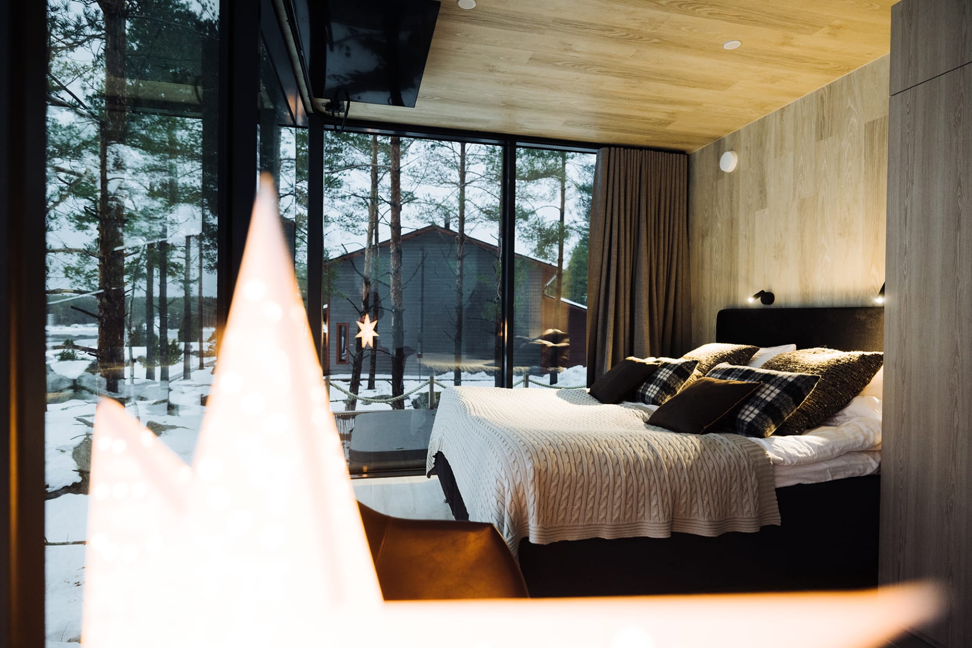 Santa Glass Villas are experiential villas designed for two people to enjoy, where everyday life is far behind.