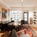 Cosy sitting area at Bistro Kronan.