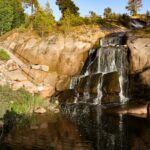 Sapokka. The main element of this park, which is popular among locals and visitors alike, is water: in addition to the nearby sea, water can be found in small streams and ponds, and in the 20 metre-high waterfall in the southern section of the park.