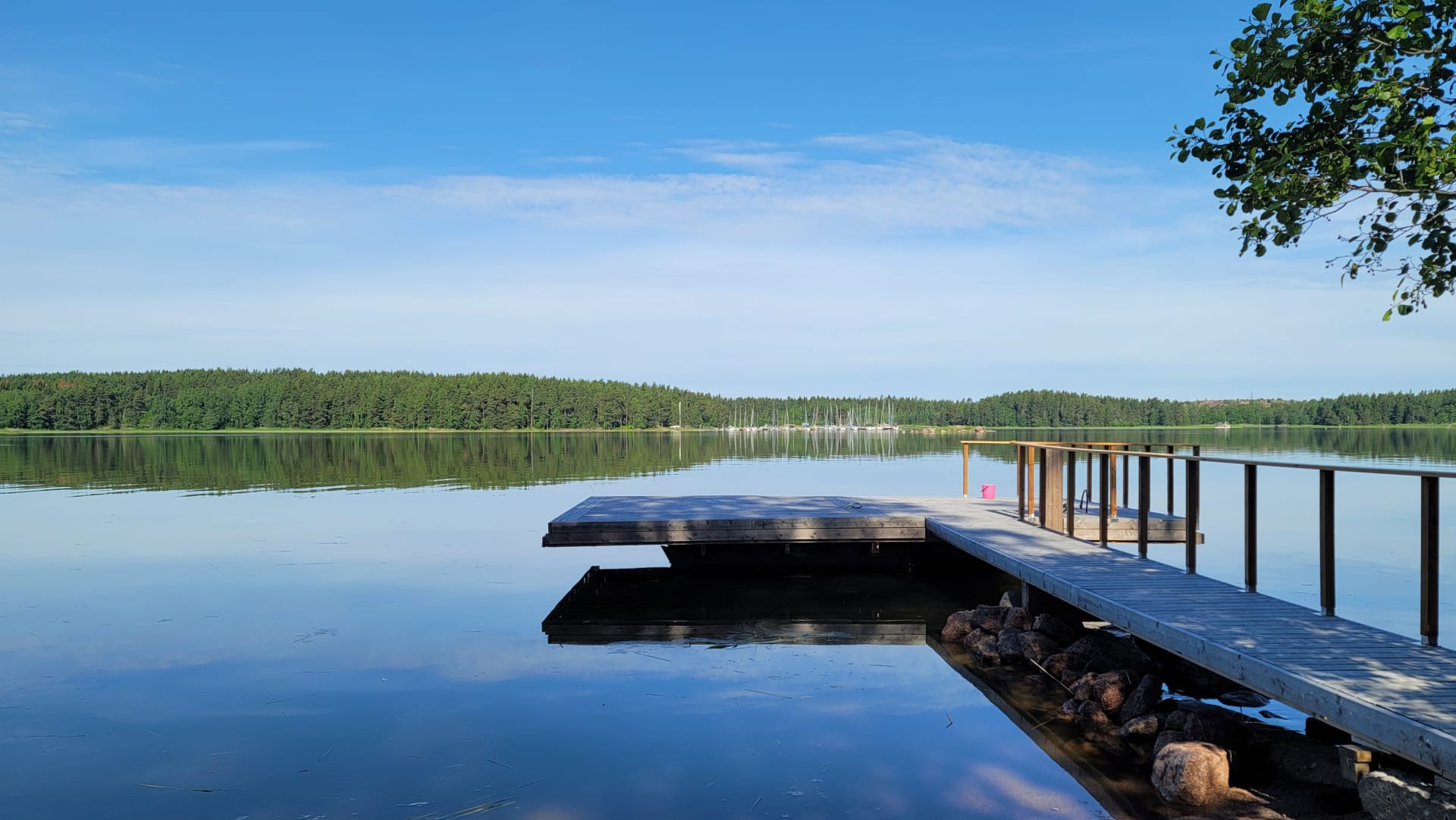 the pier of Pinecrest