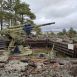 Ulko-Tammio. Tykki rannalla osoittamassa merelle.