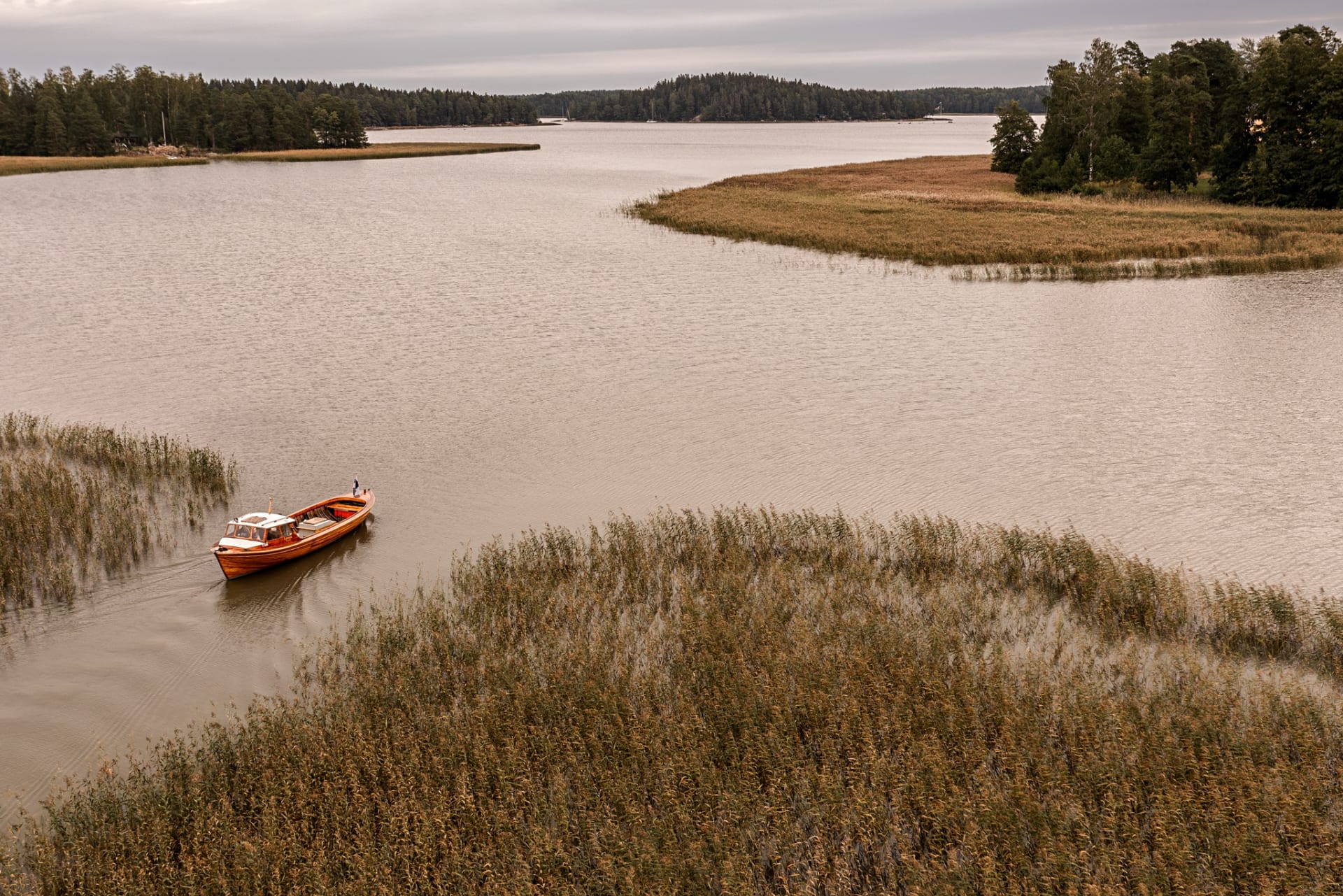 Fisherman boat cruises in Porvoo