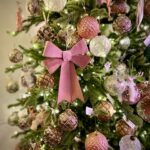 Joulukuusi vintillä