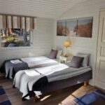 2-person Beach Cabin