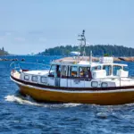 M/V Nestori seilaamassa itäisellä Suomenlahdella